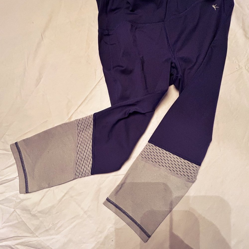Danskin Girl's leggings size XS